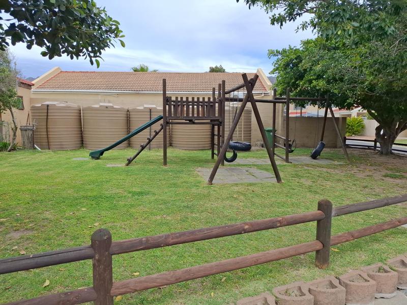To Let 3 Bedroom Property for Rent in Fairview Golf Estate Western Cape